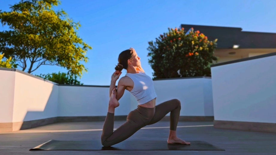 61. Stretch, Backbends & Balance (Intermediate/Advanced)